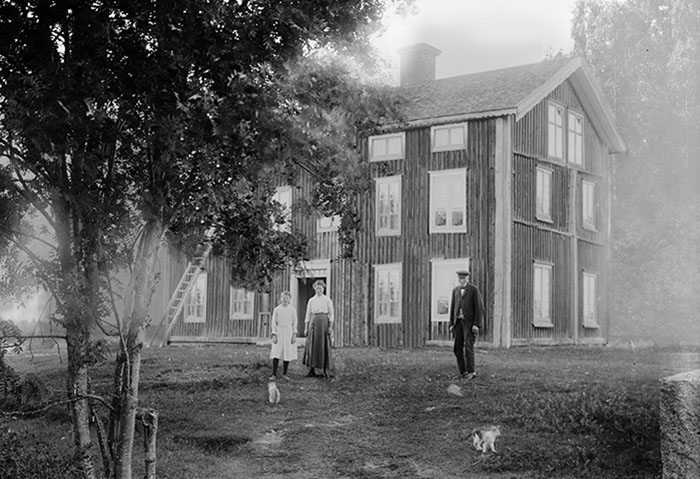 Familjen Söderström på Kvarvara Gård